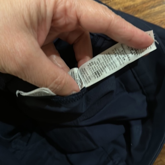 Tory Sport Tech Twill Golf Short in Navy Sz2 - Picture 8 of 14